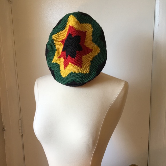 Macrame Rasta Beret - Picture 3 of 4